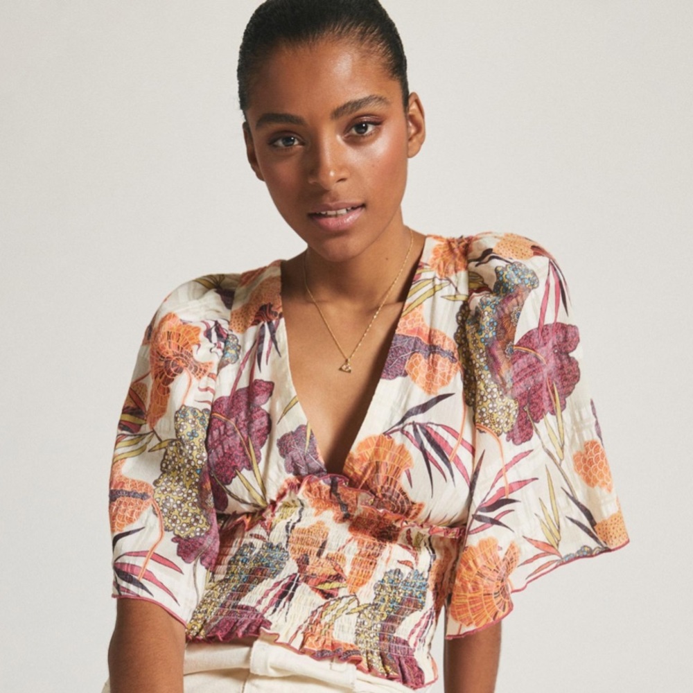 Anthropologie Plunging V-Neck Smocked Kimono Blouse; size medium